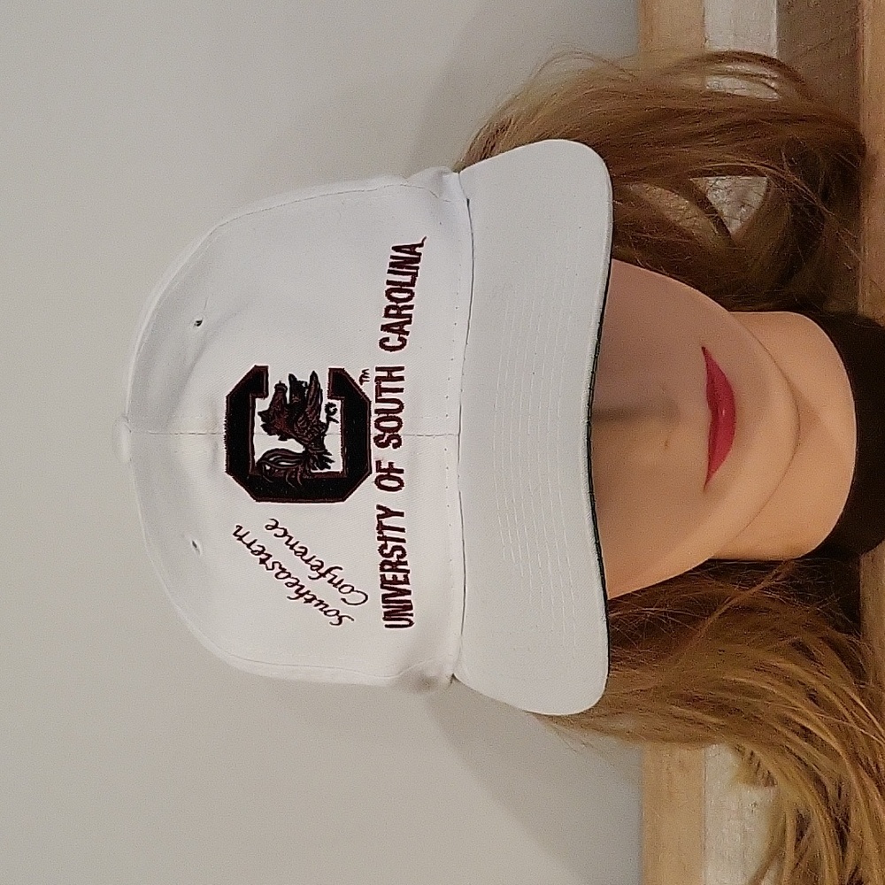 Vintage rare 90s Yupoong University Of South Carolina Gamecocks snapback